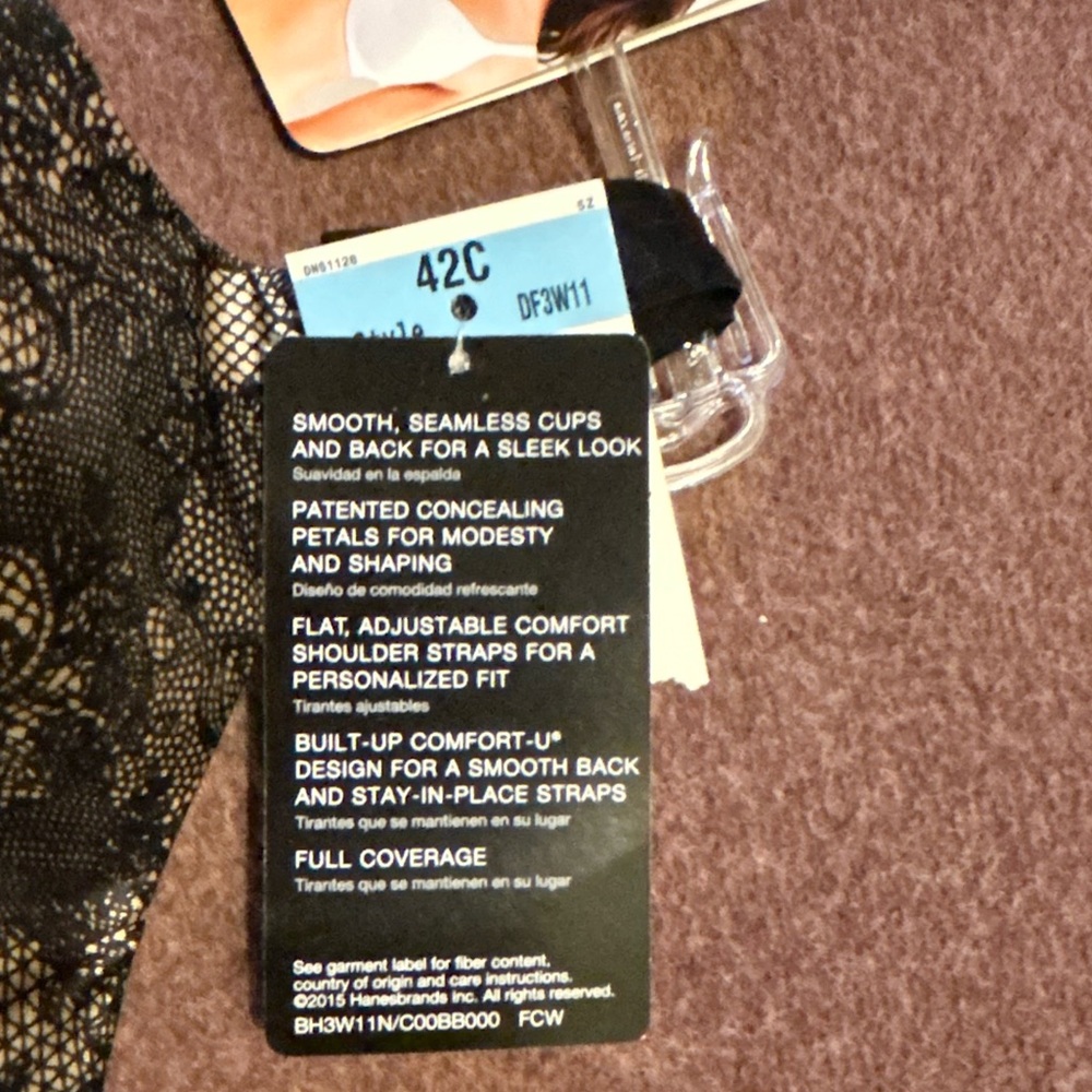 Bali 42C black lace bra, fully adjustable beautiful smoothing, and concealing - Picture 10 of 12
